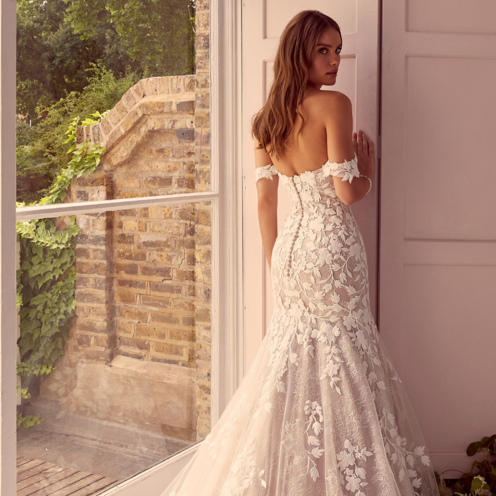 What are the different types of lacing in wedding dresses? Veni Infantino What are the different types of lacing in wedding dresses? Veni Infantino