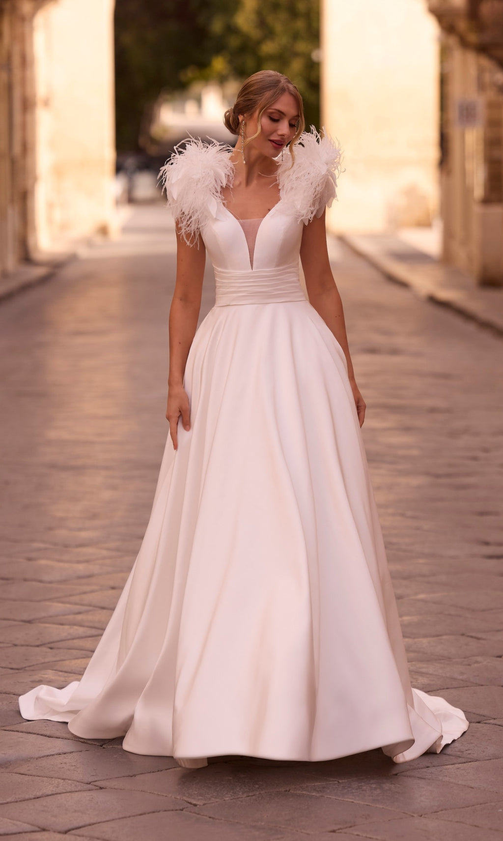 スーツ・フォーマル・ドレス Und Renee Cutwork Dress UND RENEE CUTWORK DRESS my closet / Und Renee Cutwork Dress Syl