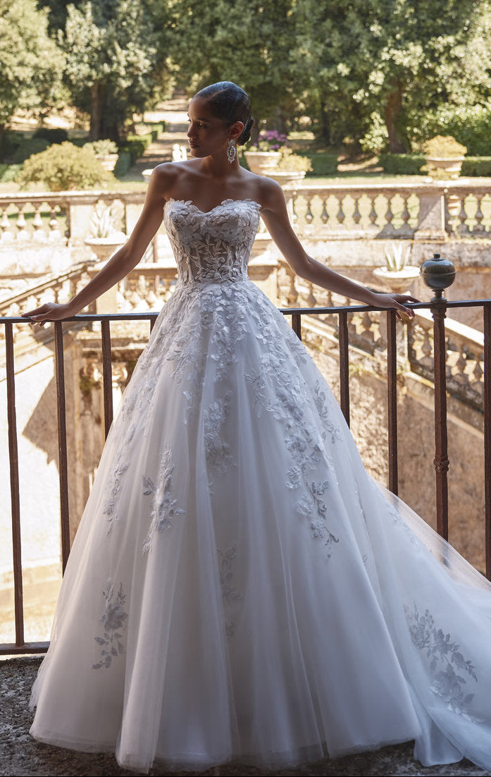 Aeliana Wedding Dress - 63218 Veni Infantino Aeliana Wedding Dress - 63218 Veni Infantino