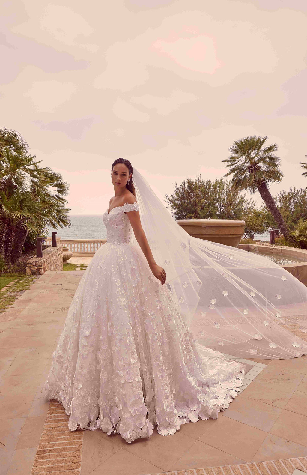 69941_69933B_151-zoom_1024x.