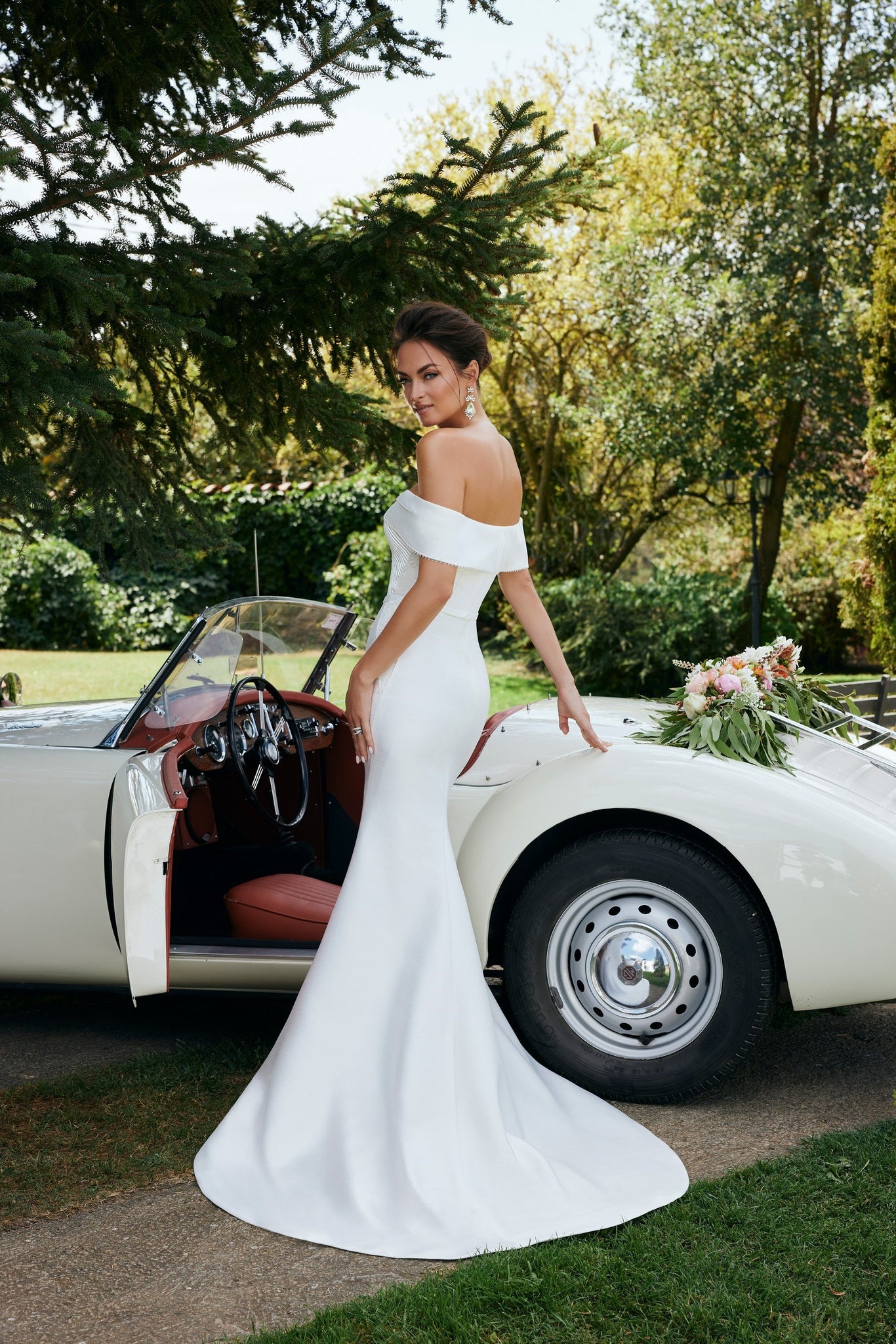 Gail Wedding Dress - 18701