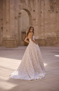 Hollywood Wedding Dress - 63075