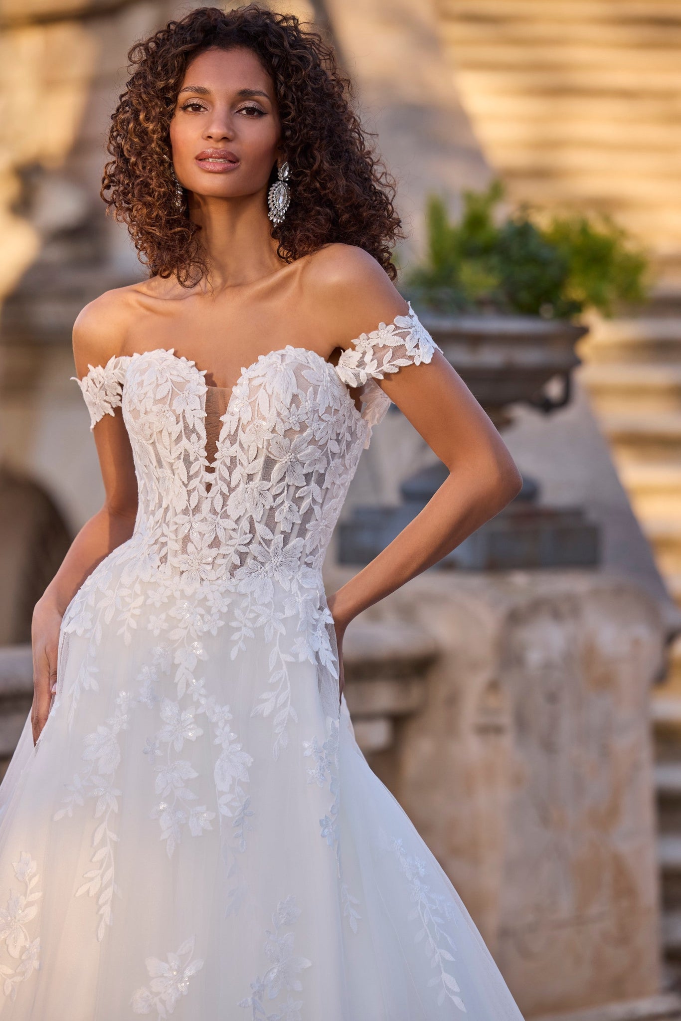 Hyselle Wedding Dress - 63167 Veni Infantino Hyselle Wedding Dress - 63167 Veni Infantino