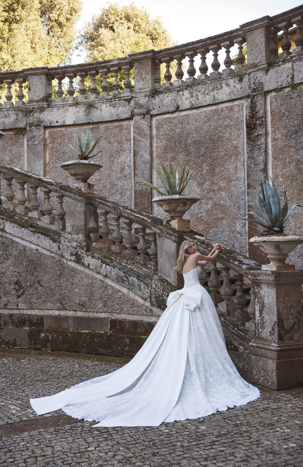 Atlanta Wedding Dress - 63206 Veni Infantino Atlanta Wedding Dress - 63206 Veni Infantino