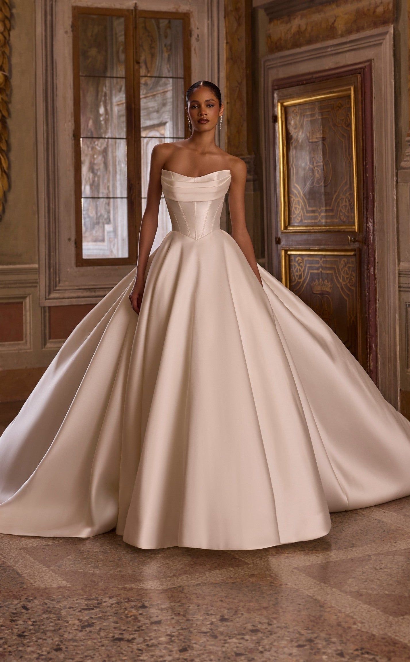 Avery Wedding Dress - 63234 Veni Infantino Avery Wedding Dress - 63234 Veni Infantino