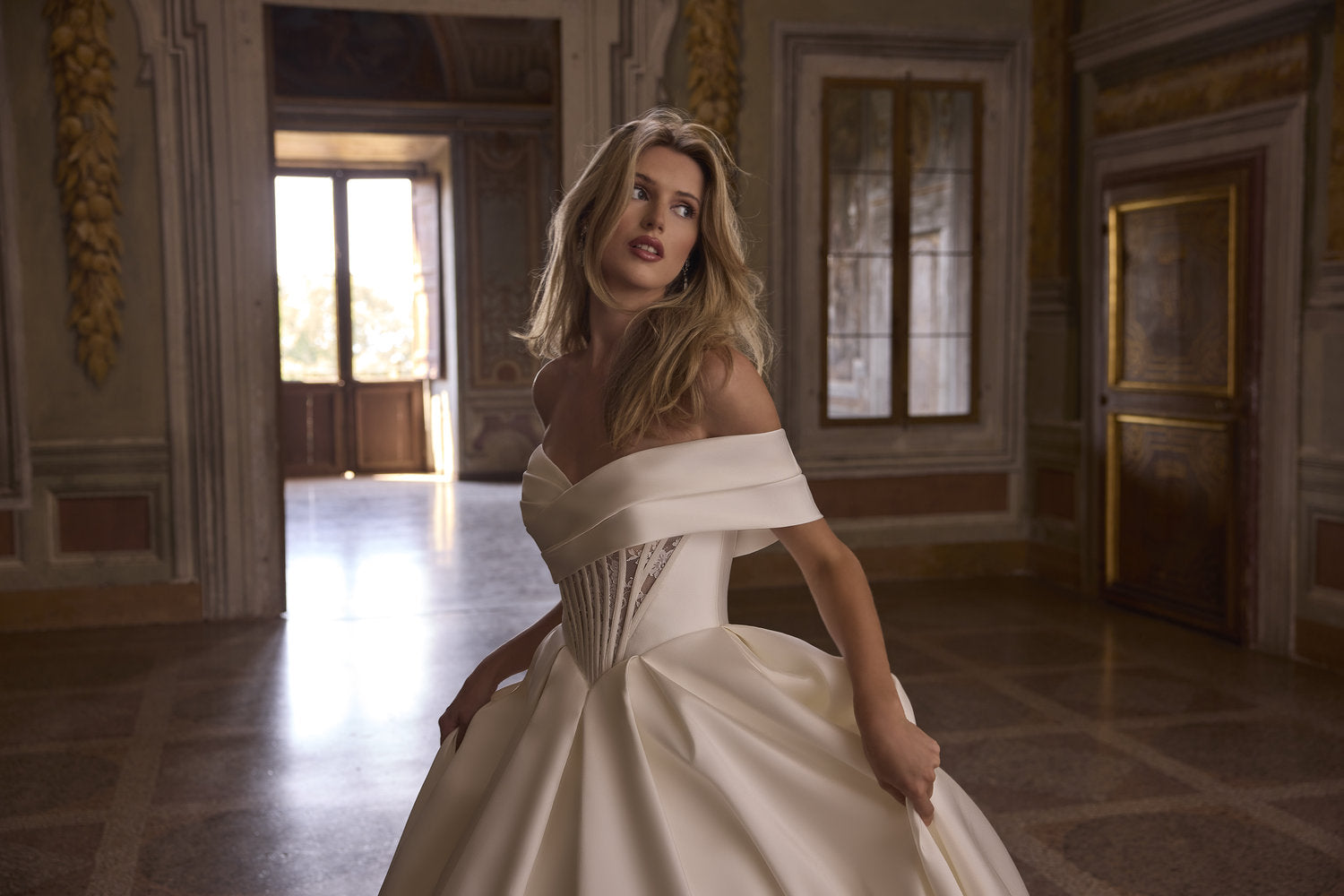 Aarti Wedding Dress - 63238A