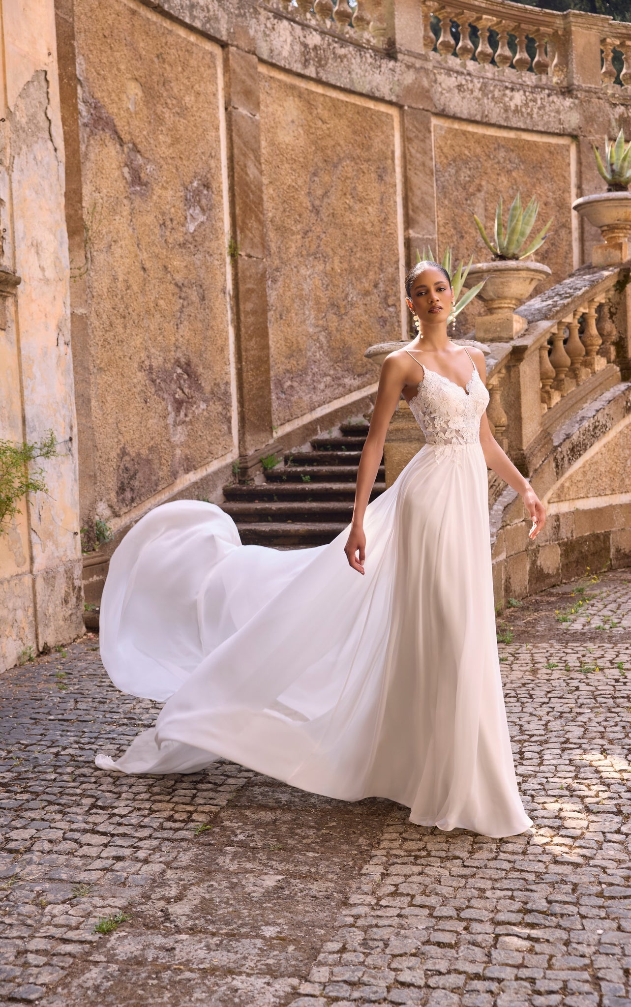 Ahmoua Wedding Dress - 63260