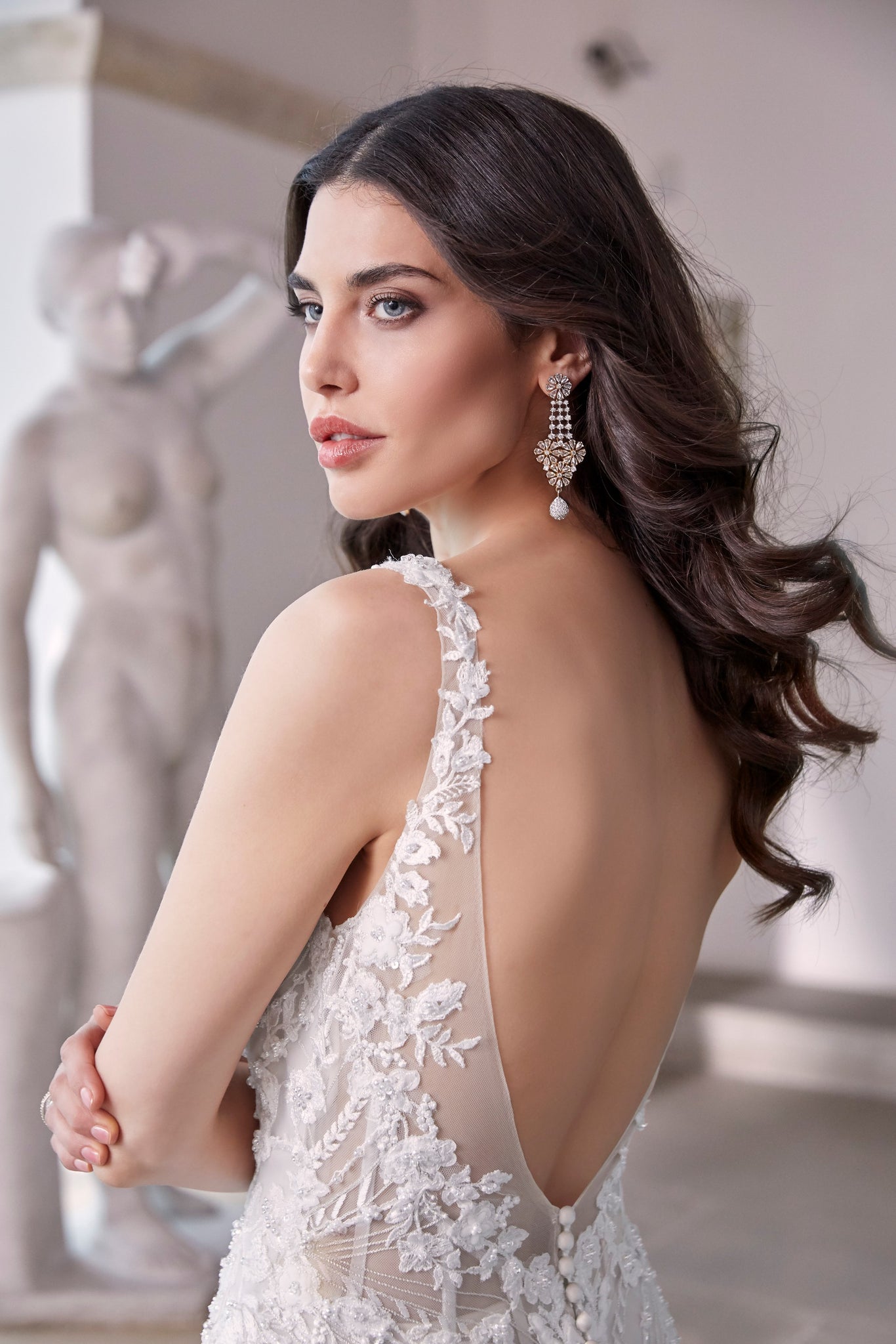 FELICIA 69652 tulle and lace fishtail wedding dress with plunging back Veni Infantino FELICIA 69652 tulle and lace fishtail wedding dress with plunging back Veni Infantino